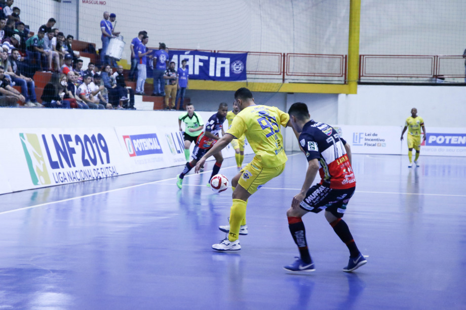 O Cascavel Futsal vence o São José e vai dormir na liderança da Liga Nacional